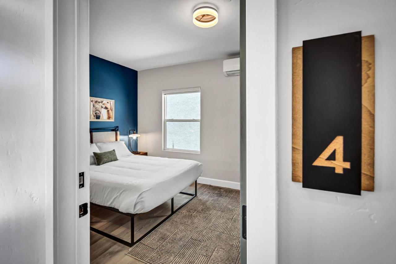 Single Bedroom - Queen Size. Heart Of Downtown Vista Eksteriør bilde